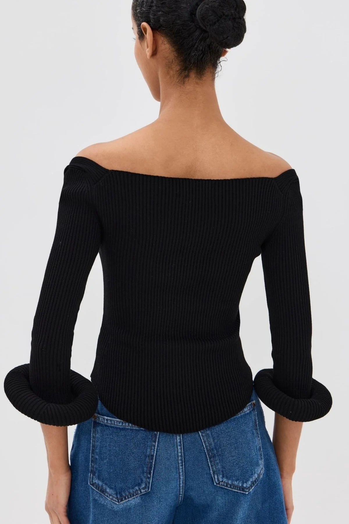 A.W.A.K.E. Mode Square Neck Knit Doughnut Cuffs - Black - Image 3