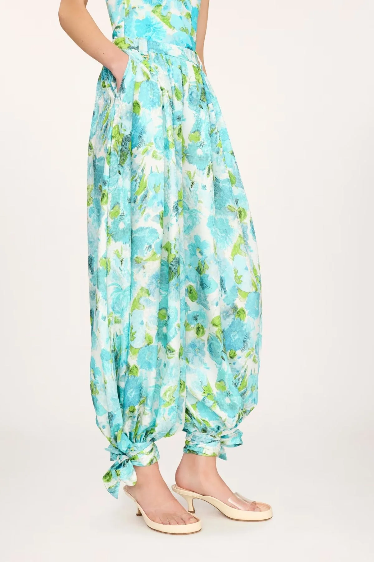 Chloé Aqua Flowers Balloon Pants - White Blue - Image 4
