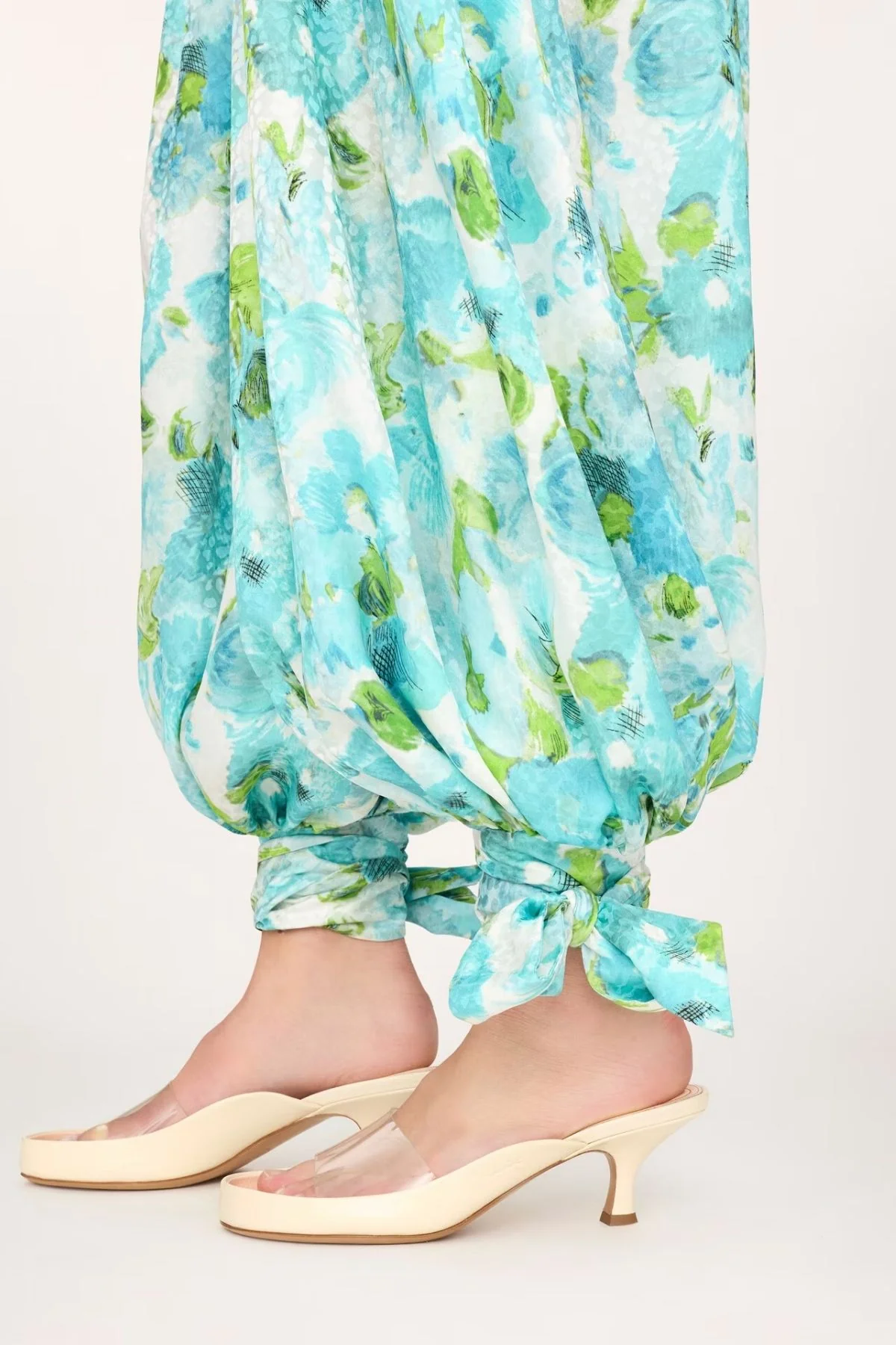 Chloé Aqua Flowers Balloon Pants - White Blue - Image 5