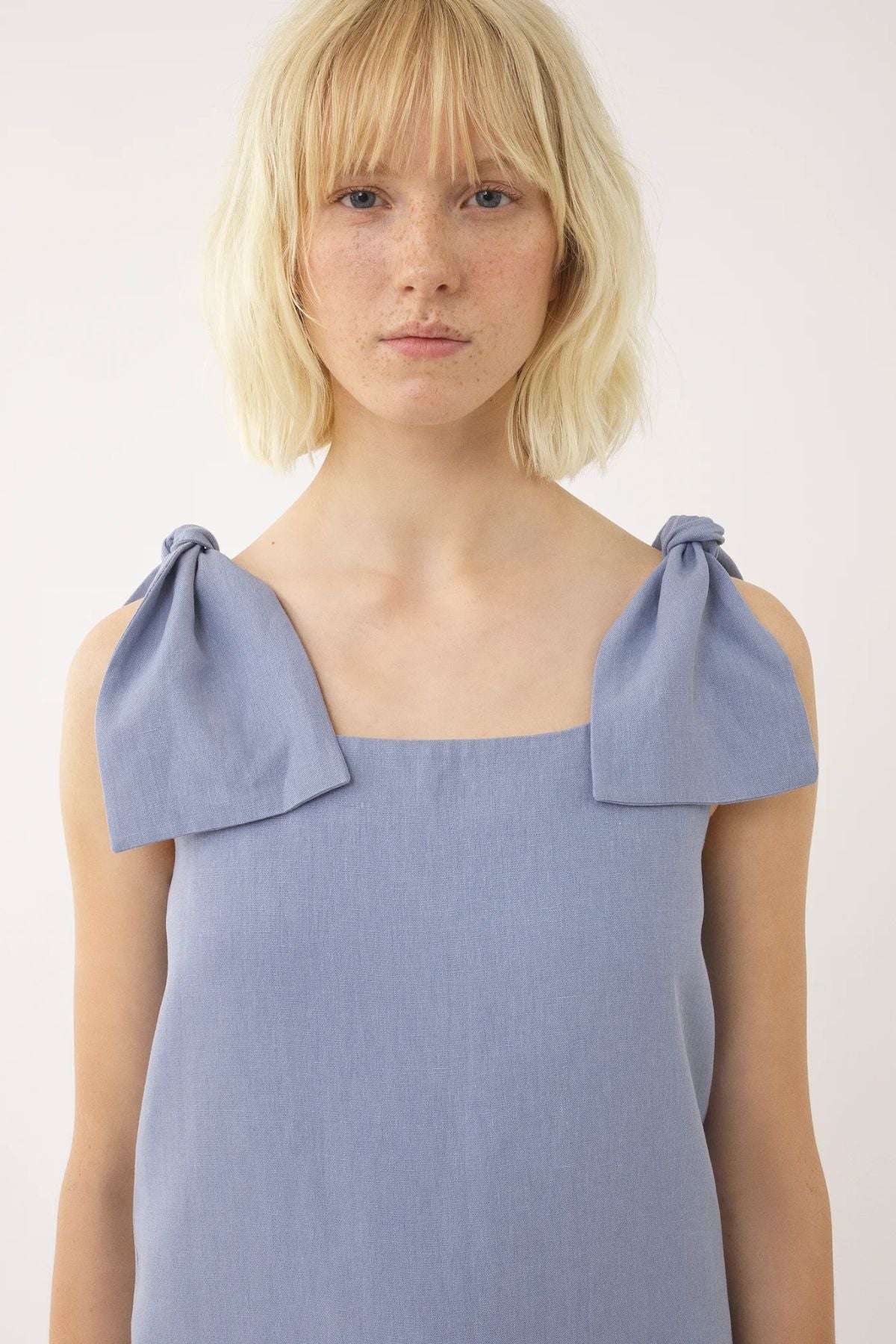 Chloé Linen Canvas Bow Shoulder Top - Pebble Blue - Image 6