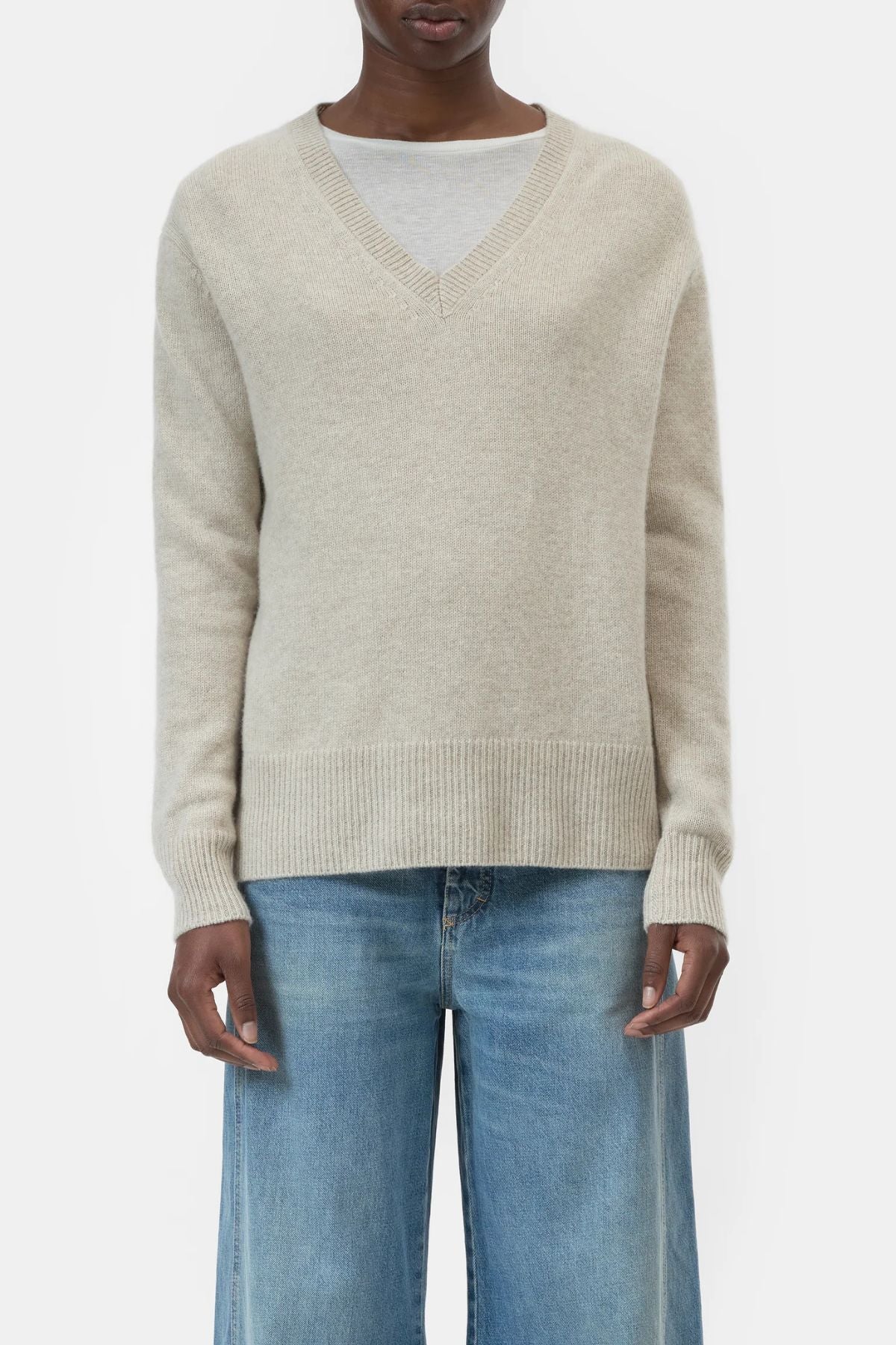 CLOSED Cashmere V-Neck Jumper - Clay Beige - Image 4