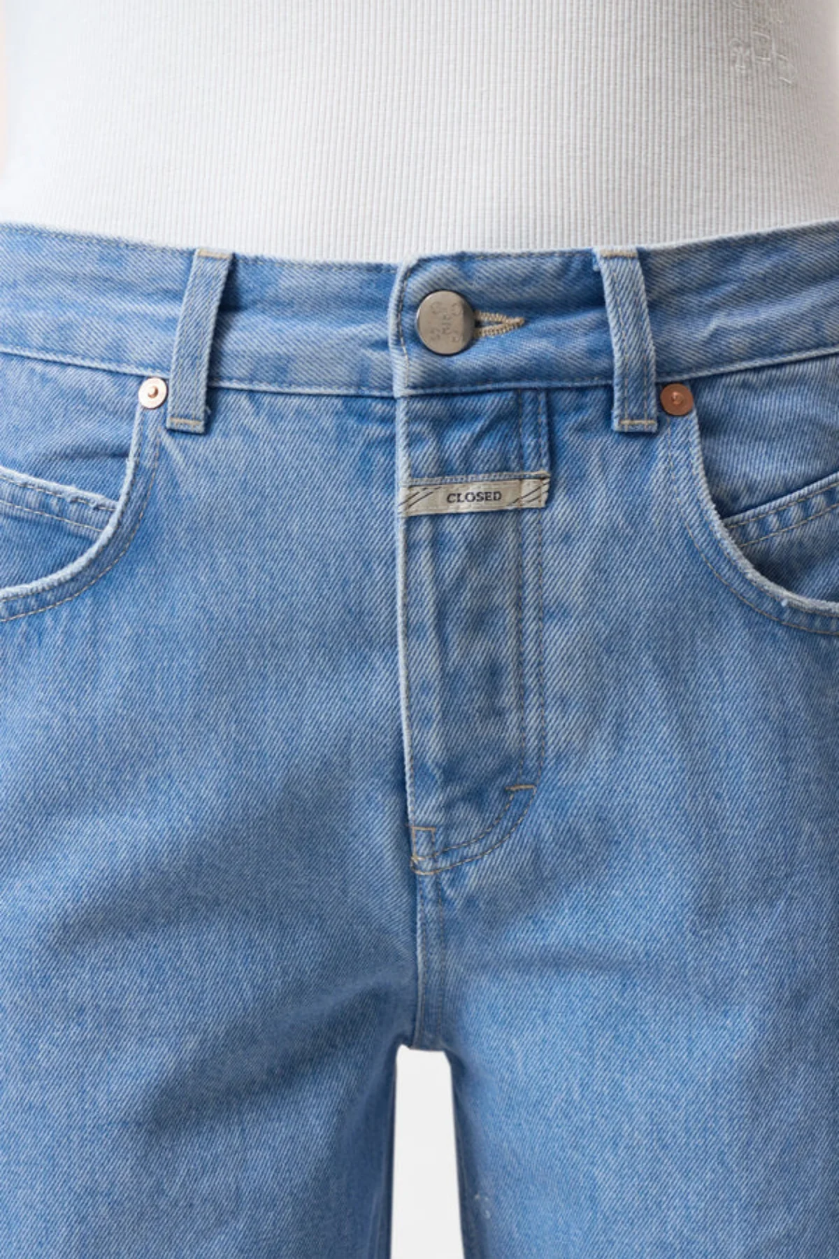 CLOSED Nikka Jean - Light Blue Frayed - Image 4