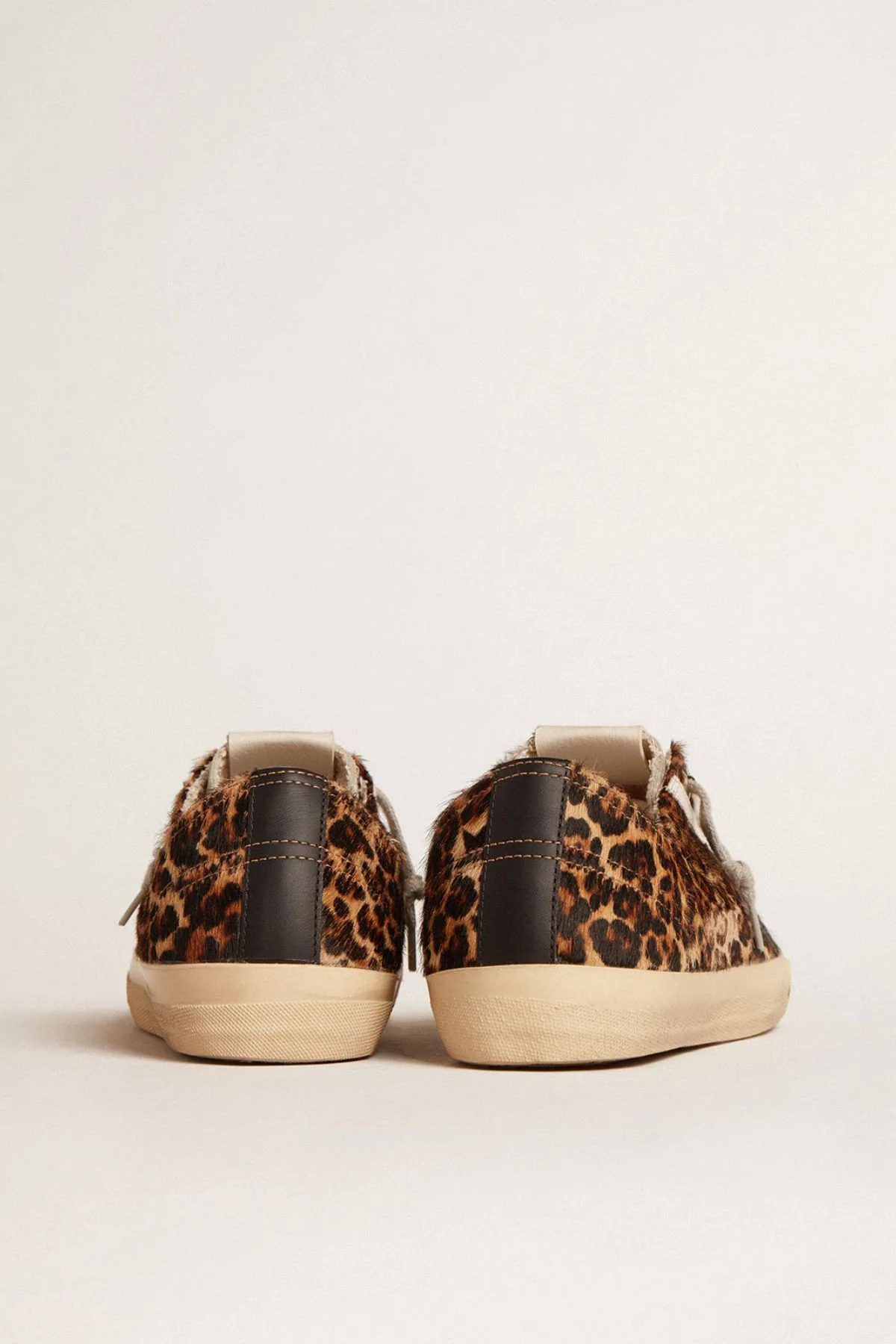 Golden Goose V-Star 2 Sneaker - Beige Brown Leo/ Black - Image 3