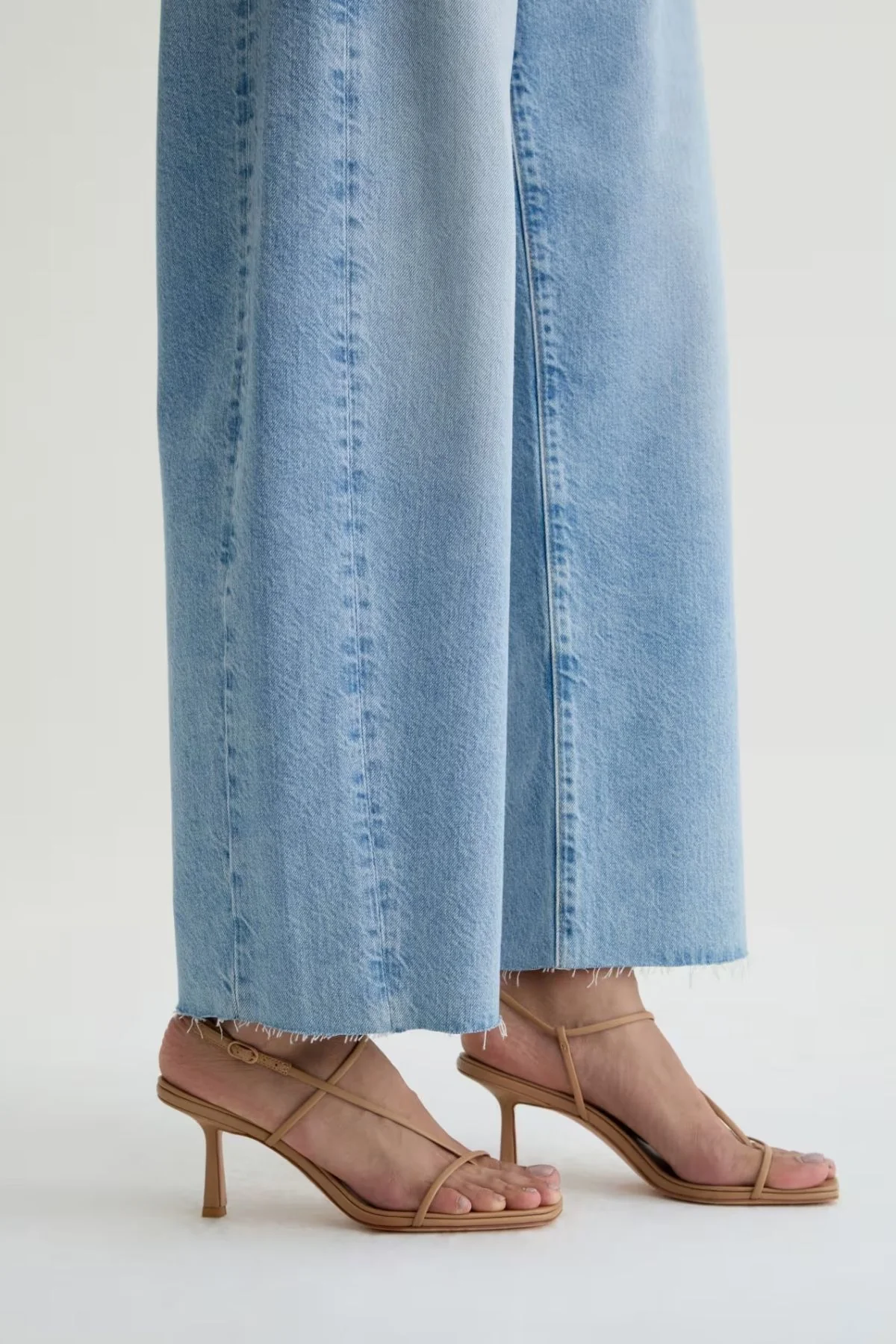 AG Denim Hattie Crop - Gesture - Image 6