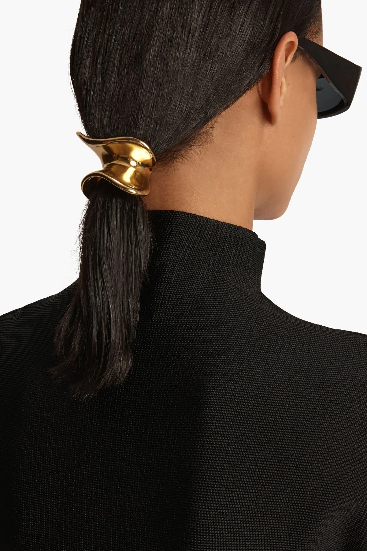 KHAITE Shadow Hair Cuff - Gold - Image 2