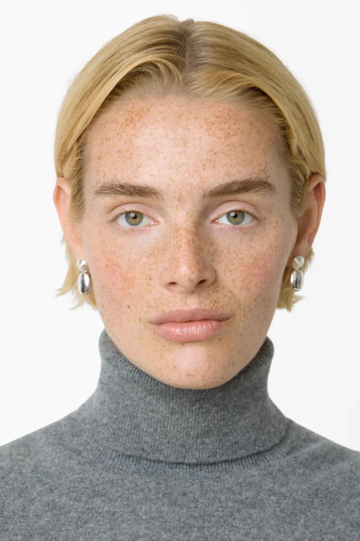 LIÉ STUDIO The Carla Earrings - Silver - Image 3