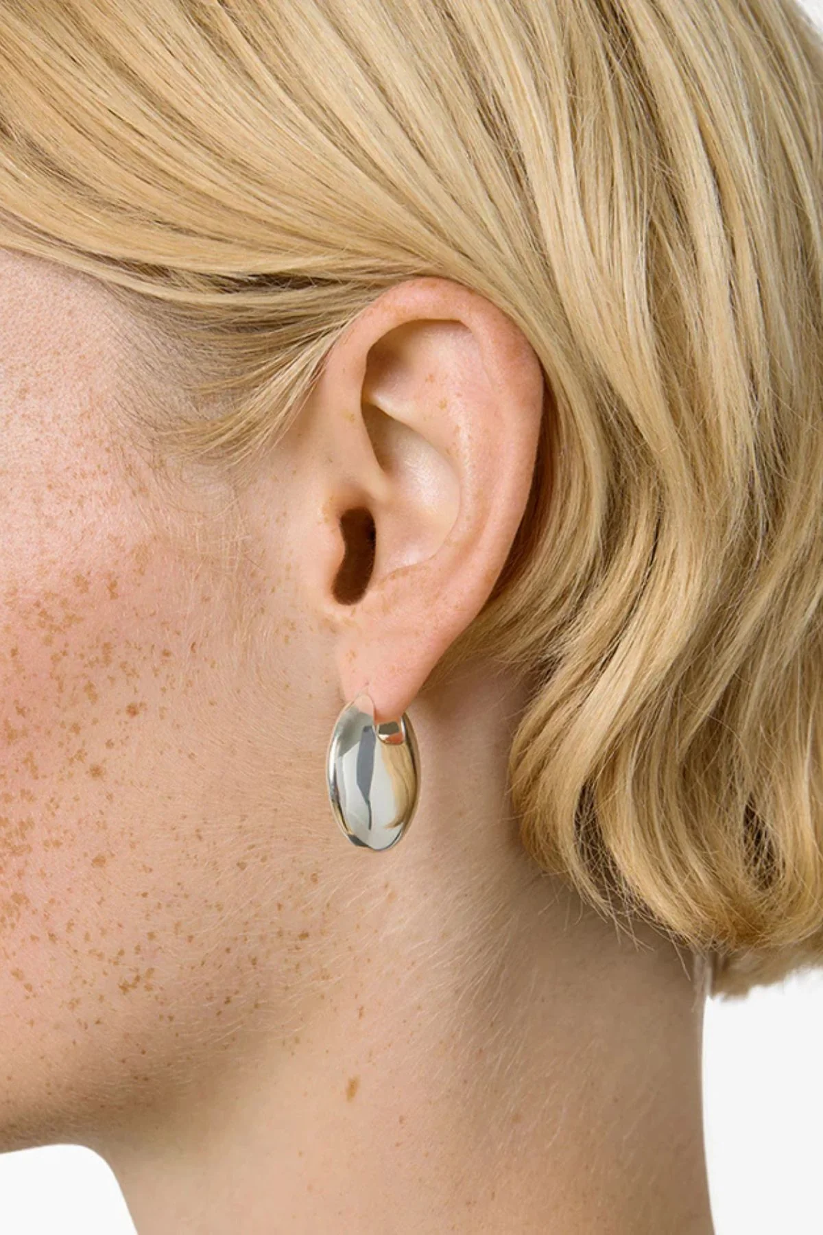 LIÉ STUDIO The Erin Earrings - Silver - Image 2