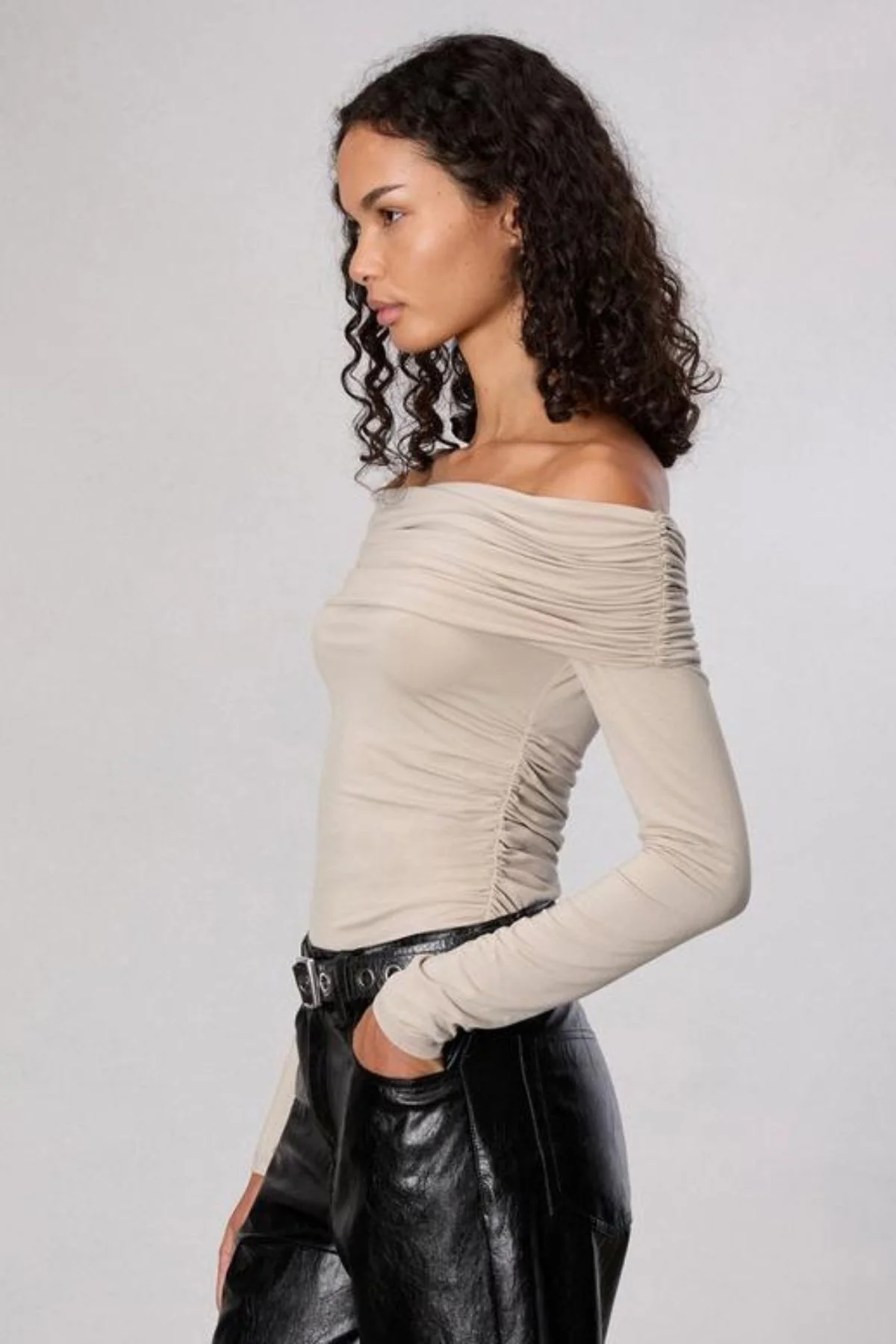 Rag & Bone Luca Off Shoulder LS Top - Fossil - Image 6