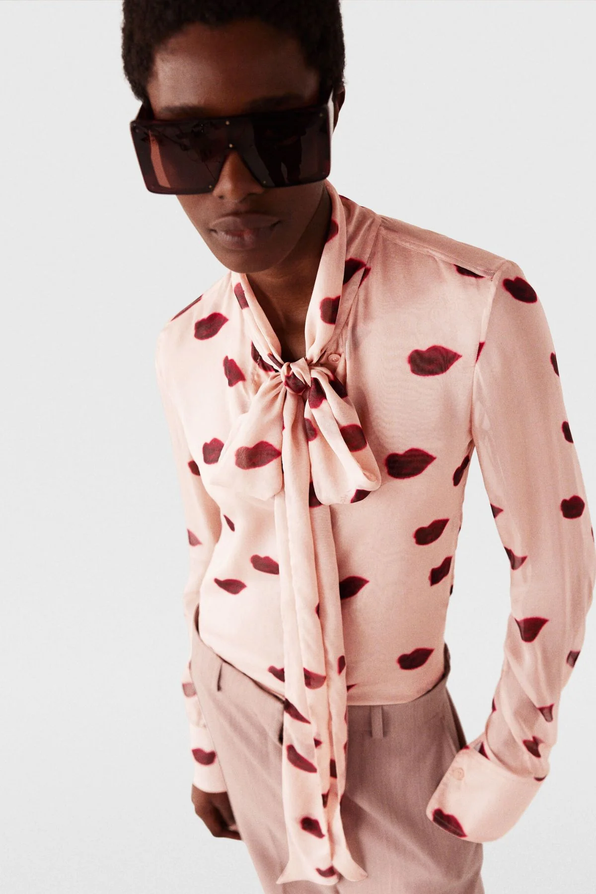 Stella McCartney Lips Print Shirt - Dusty Pink - Image 5