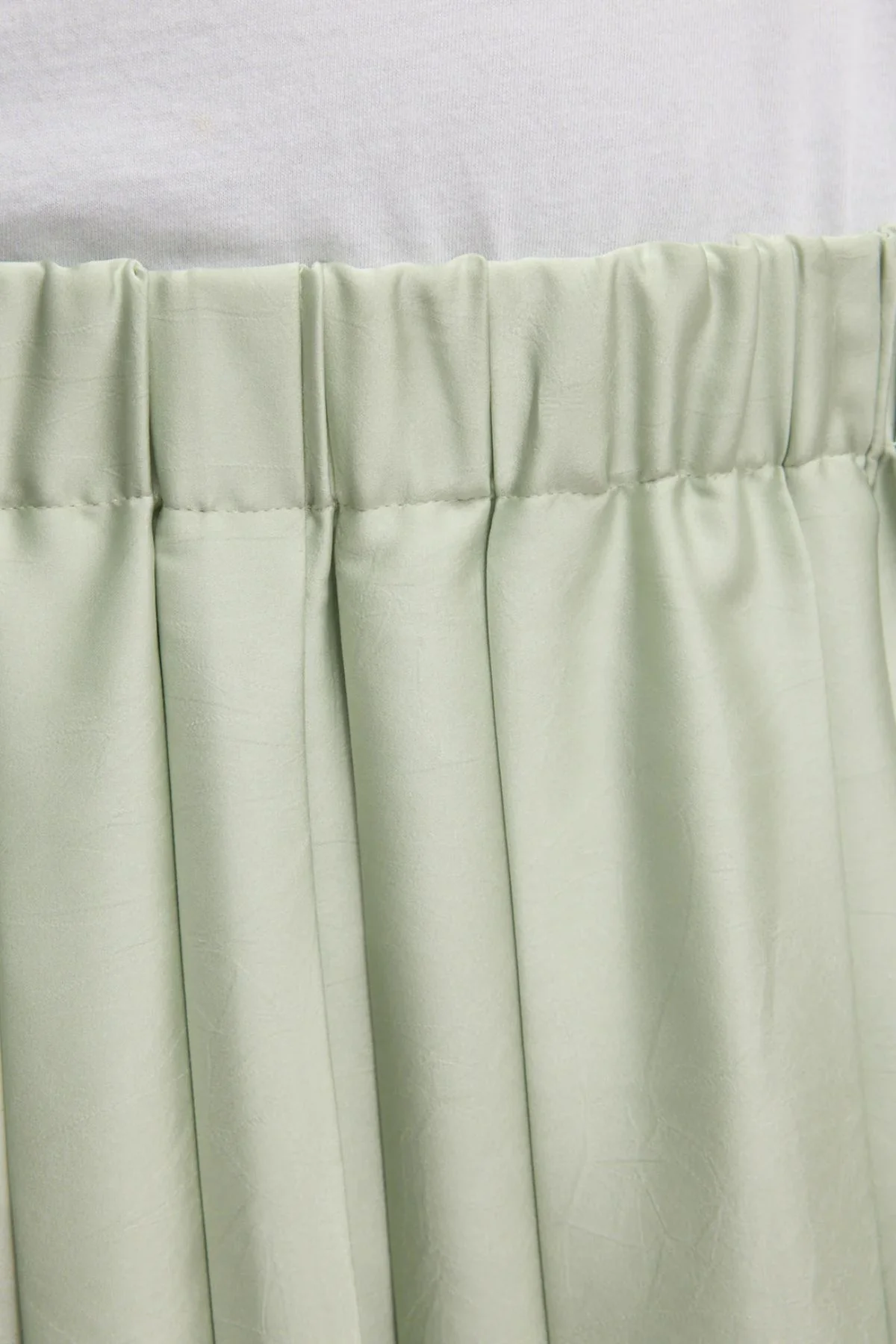 Tibi Featherweight Pleated Pull On Skirt - Sage - Image 3