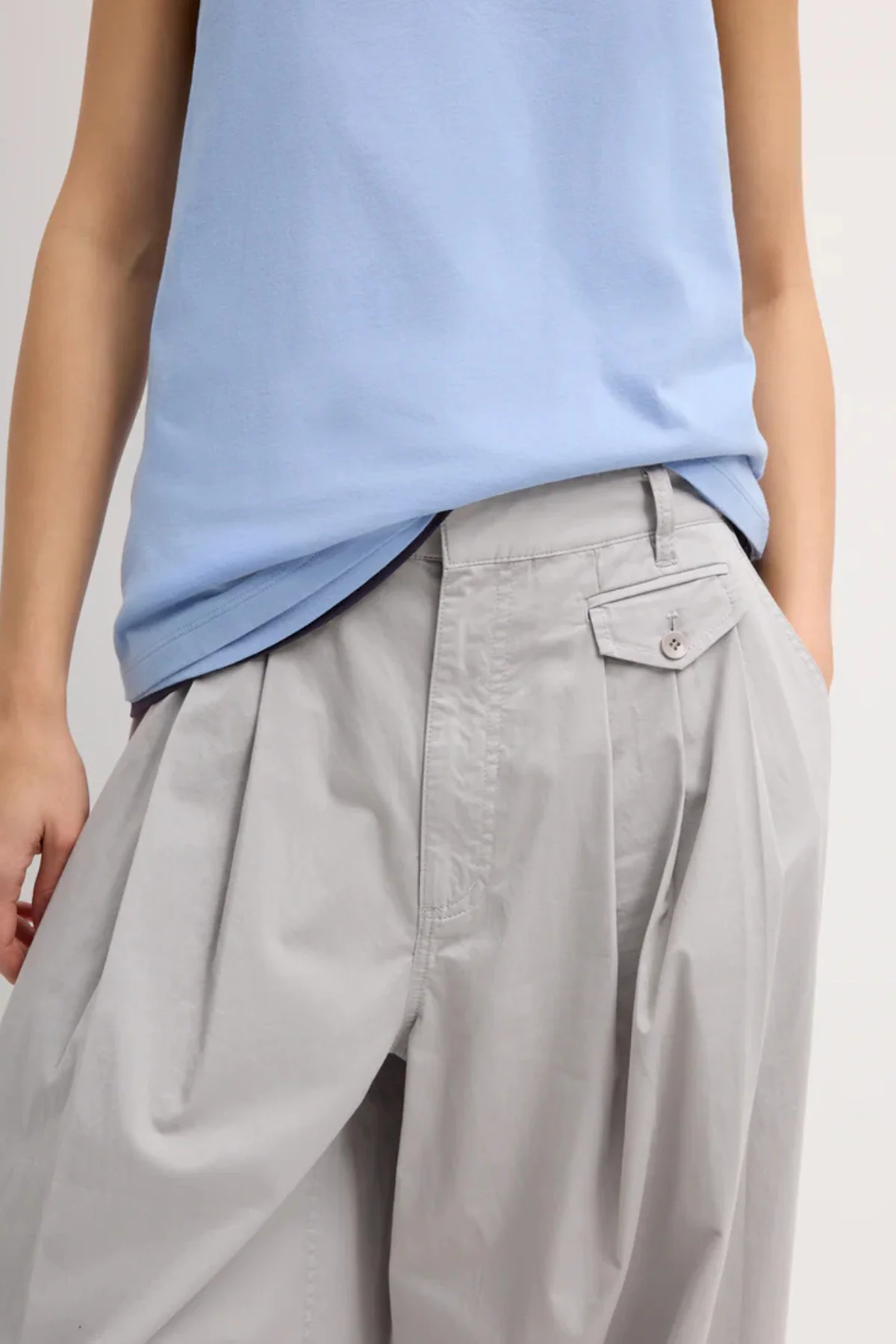 Tibi Triple Pleat Pant - Grey - Image 3