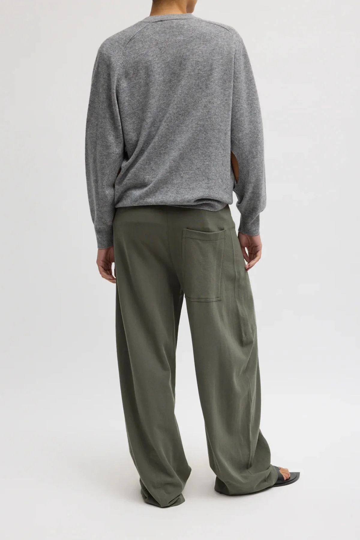 Tibi Lightweight Winslow Pant - Olive - Image 3