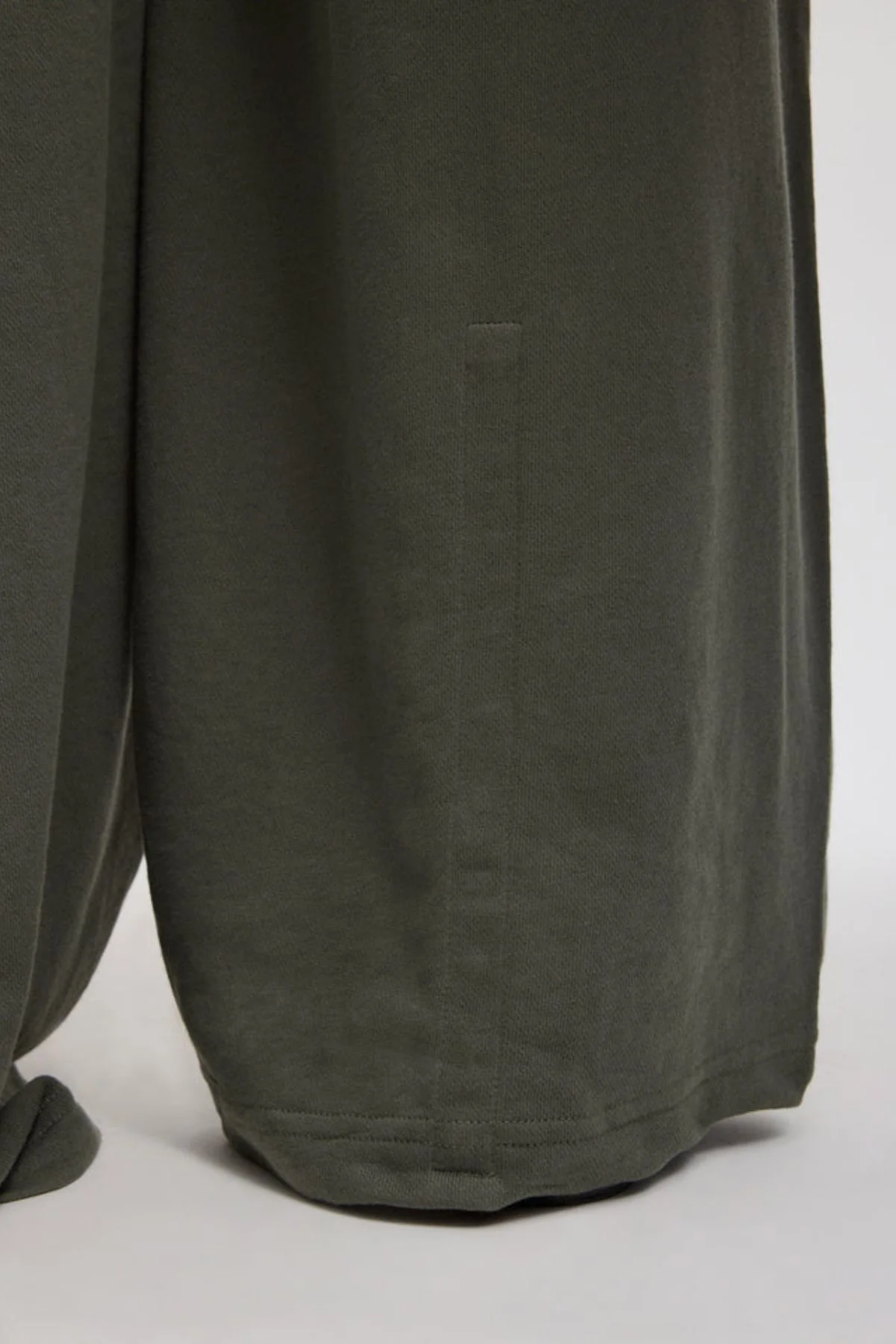 Tibi Lightweight Winslow Pant - Olive - Image 5