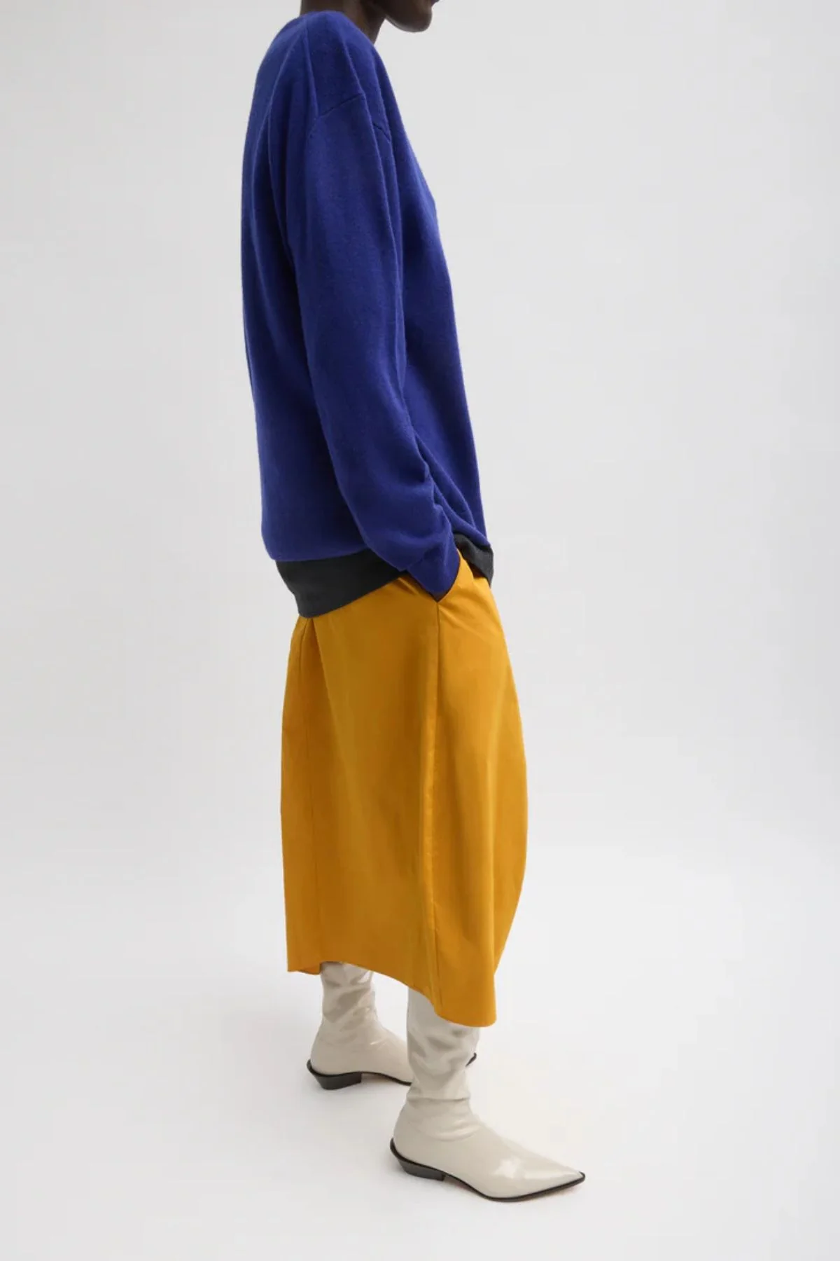 Tibi Washable Cashmere Easy V-Neck - Ink Blue - Image 2