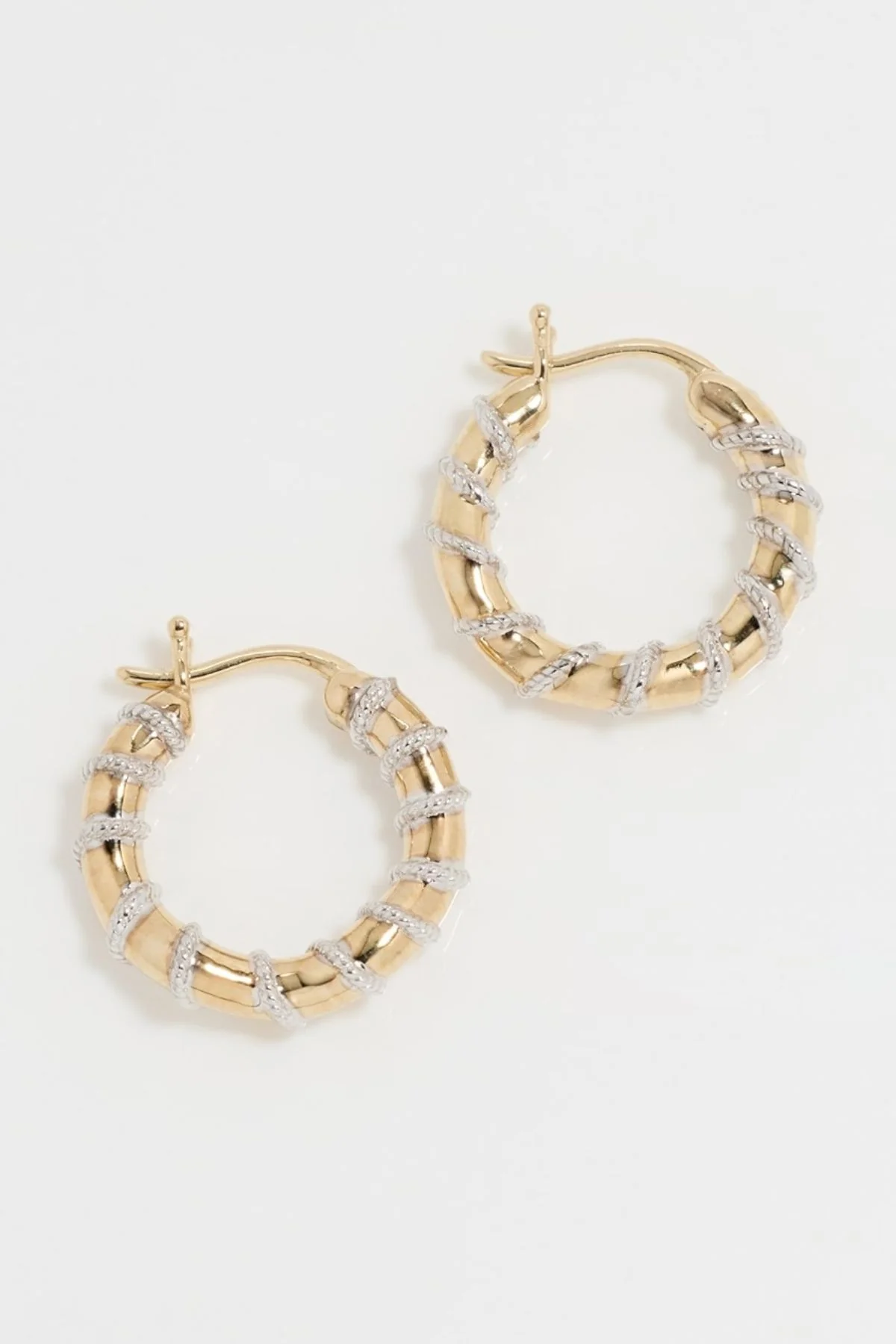 Yvonne Léon Mini Créoles Twistées Gold Earrings - Yellow Gold - Image 2