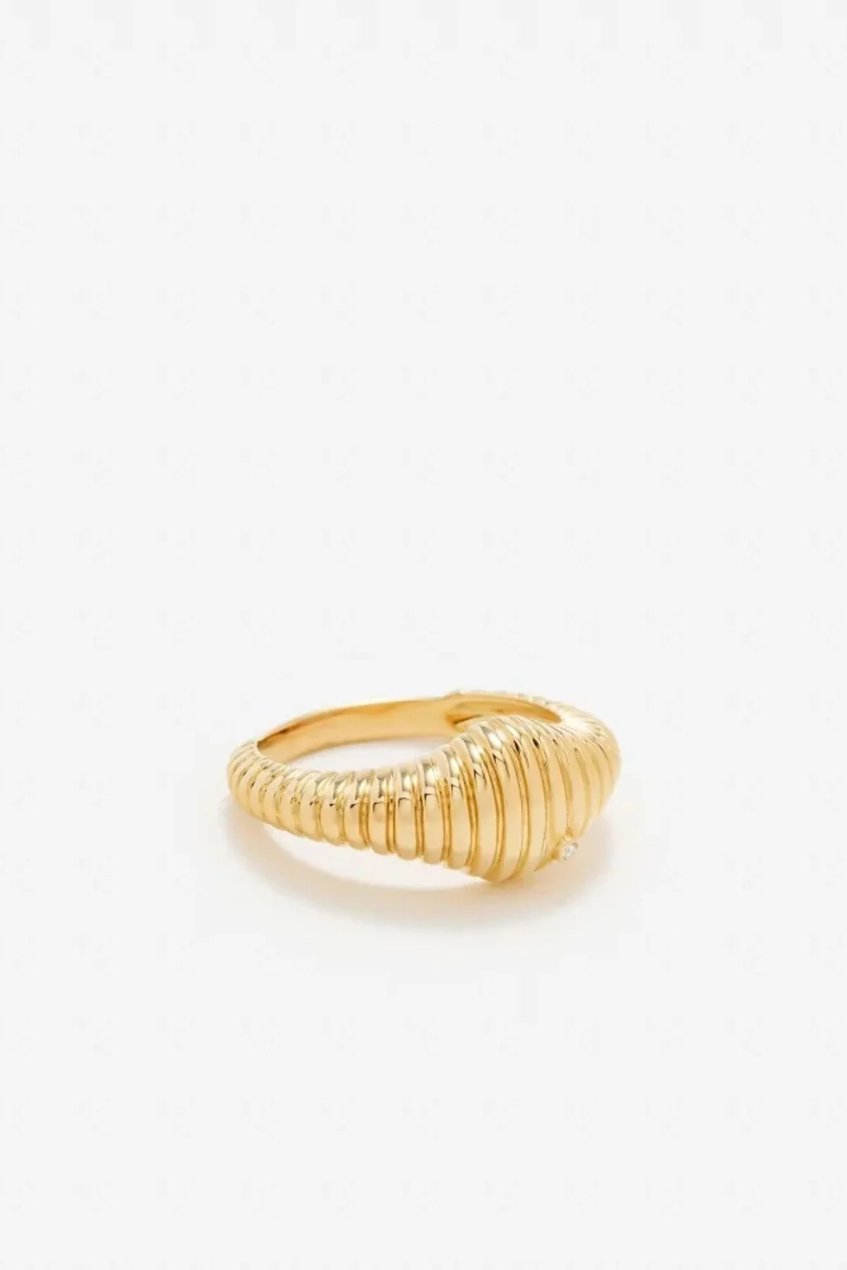 Yvonne Léon Nano Chevaliere Ovale Ring - Yellow Gold - Image 3
