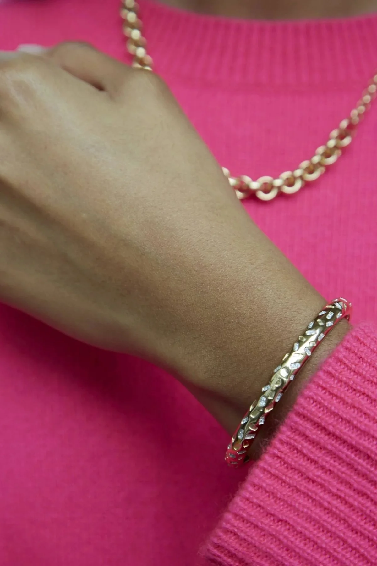 Yvonne Léon Tiger Claw Diamond Bangle - Yellow Gold - Image 4